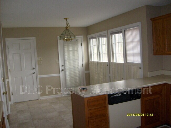 Building Photo - 3142 Ashbury Ln
