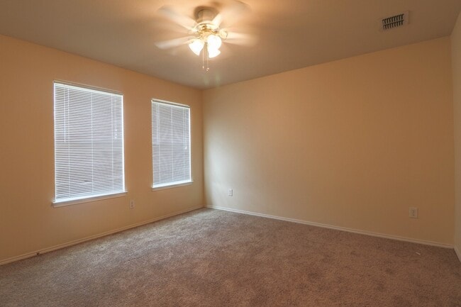 Building Photo - Beautifully crafted 4-2-2 home in the Keller area.