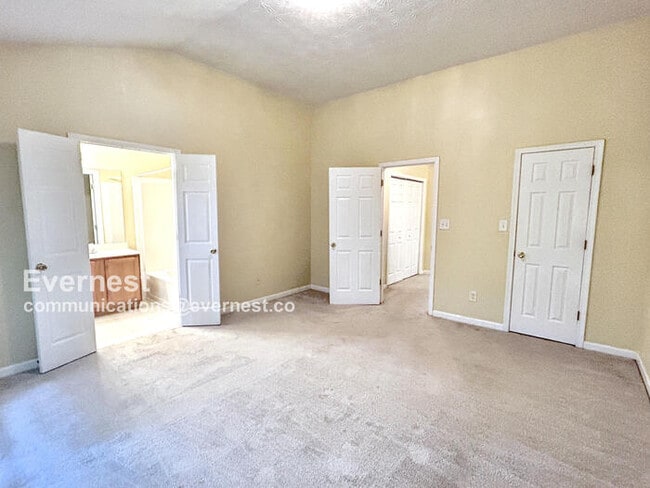 Building Photo - 4846 Hairston Park Square