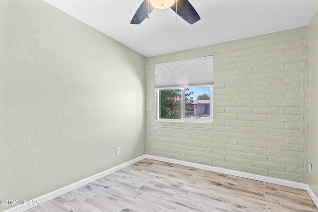 Building Photo - 3100 W Shumaker Dr