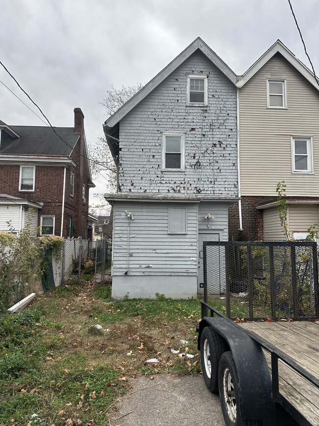 Building Photo - 318 Ardmore Ave