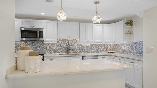 Building Photo - 3430 Galt Ocean Dr