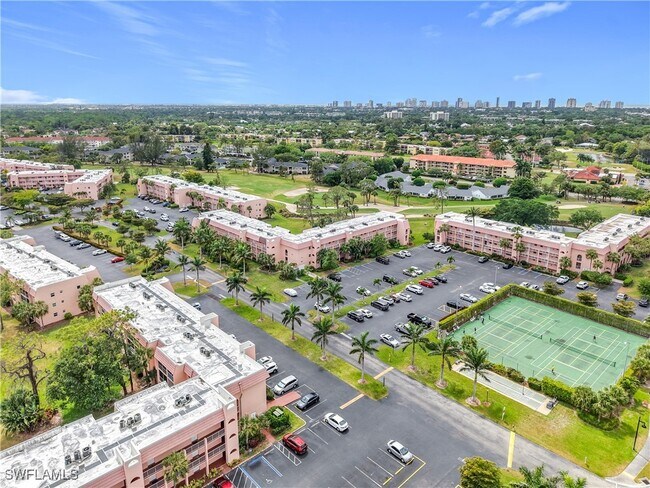 Building Photo - 150 Turtle Lake Ct