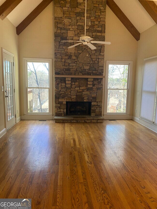 Building Photo - 1313 Bailey's Corner