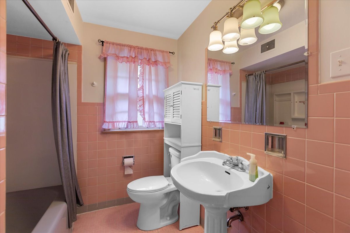 Building Photo - 5408 Harvard Ter