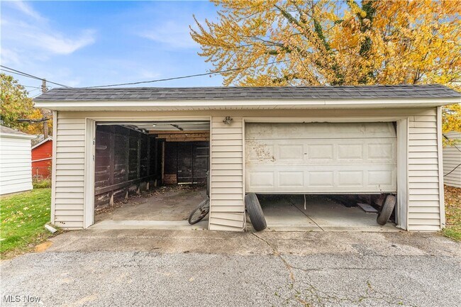 Building Photo - 5019 E 113th St