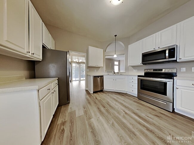 Building Photo - 409 Baneberry Ln