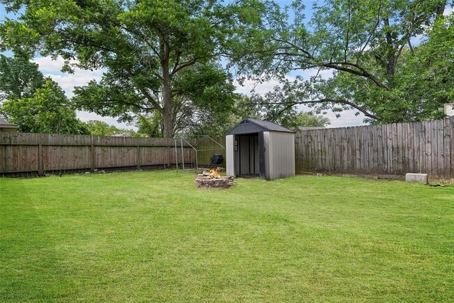Building Photo - 23419 Prairie Bird Dr