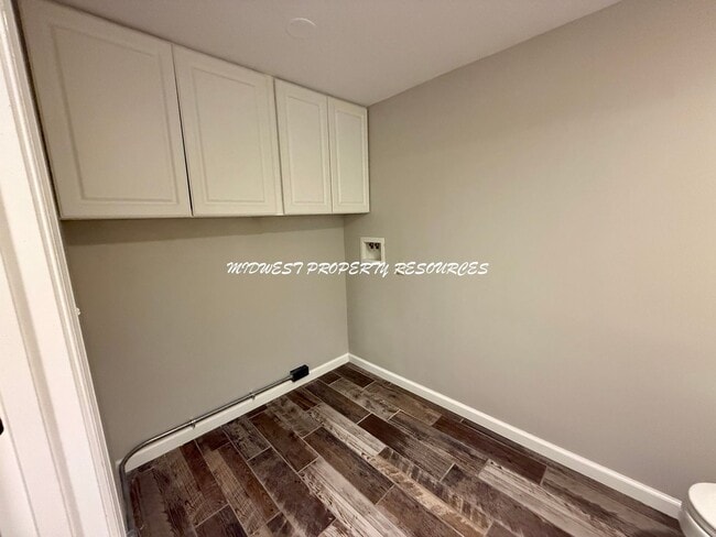 Building Photo - Newly Remodeled 3 Bed, 2.5 Bath Home with ...