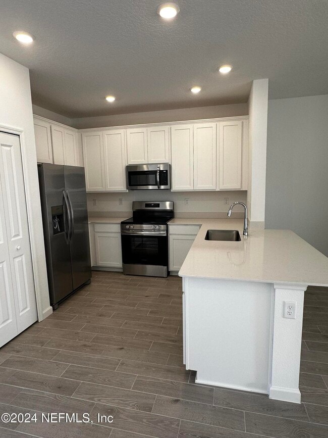 Building Photo - 6873 Gable Grv Ave