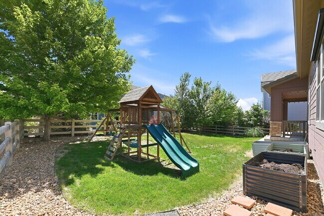 Building Photo - $4,340.95, 5 Beds - 3.5 Bath, Single Family Home in Broomfield with Pool Access!