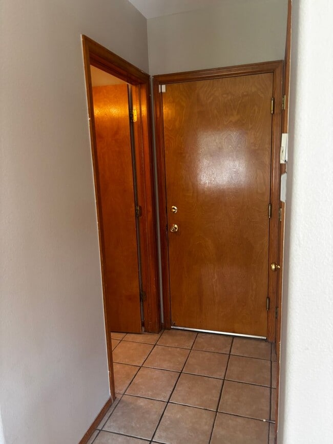 Building Photo - For Rent in Excellent Neighborhood! 80130