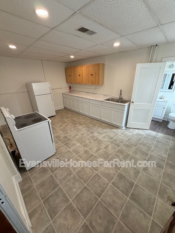 Building Photo - 927 Harmony Way