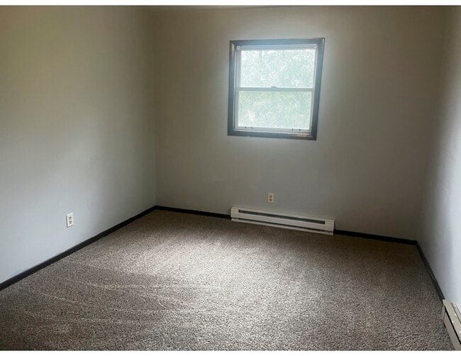 Building Photo - Memorial