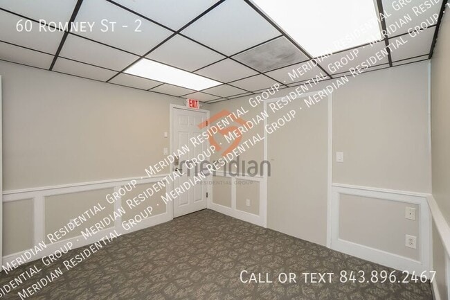 Building Photo - 60 Romney St