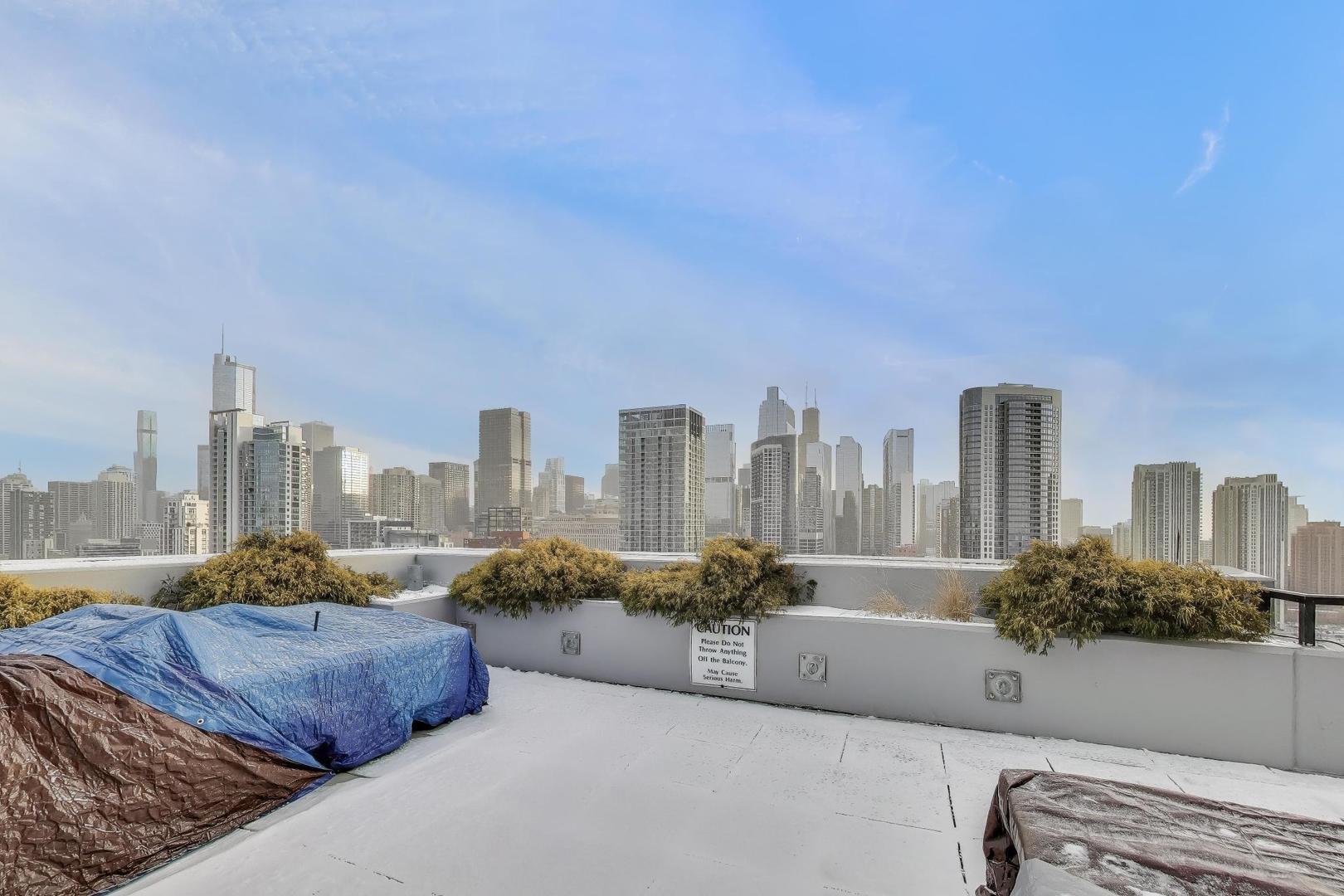 Building Photo - 435 W Erie St