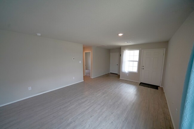 Building Photo - Great 3/2 Located in Rosillo Ranch Now Ava...