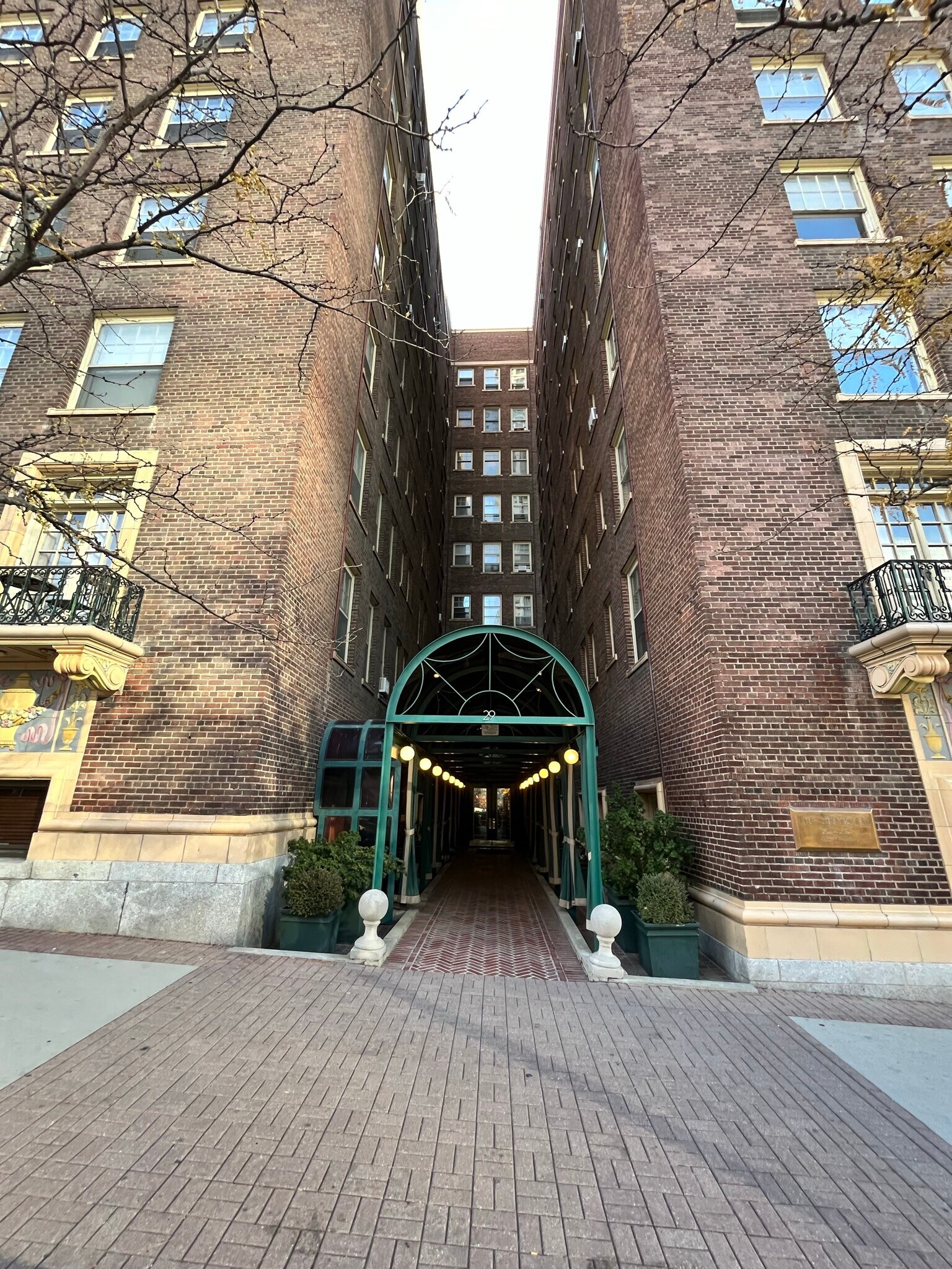 Building Photo - 29 State St