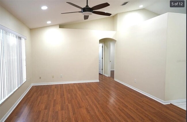 Building Photo - 1067 Princeton Dr