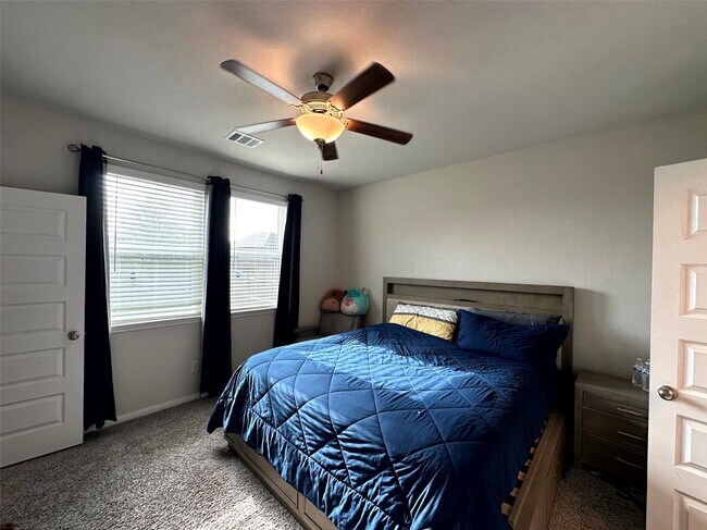 Building Photo - 7076 Silverleaf Oak St