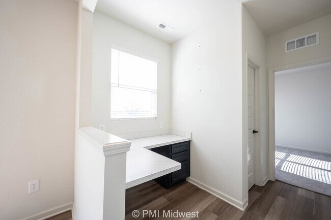 Building Photo - 6809 Blackwater Ln