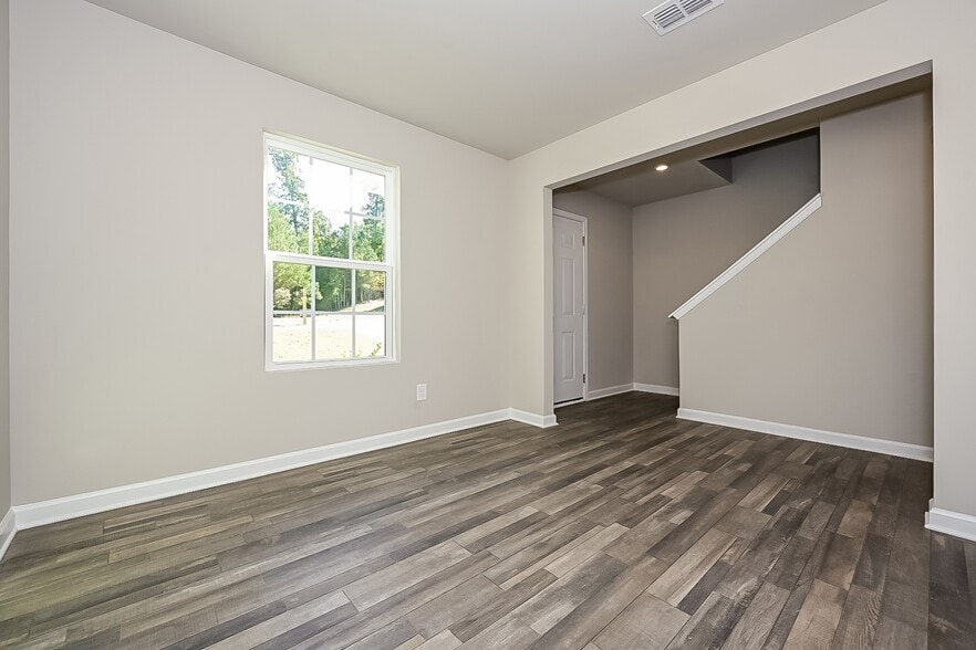 Building Photo - 210 Shalako Ln