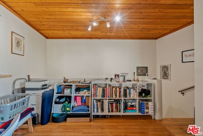 Building Photo - 3988 Beethoven St