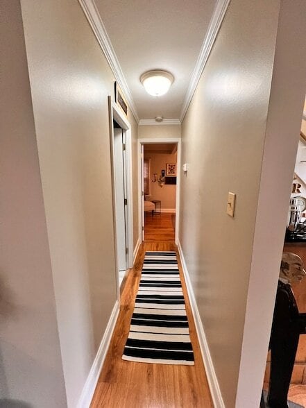 Building Photo - 1N261 Stacy Ct