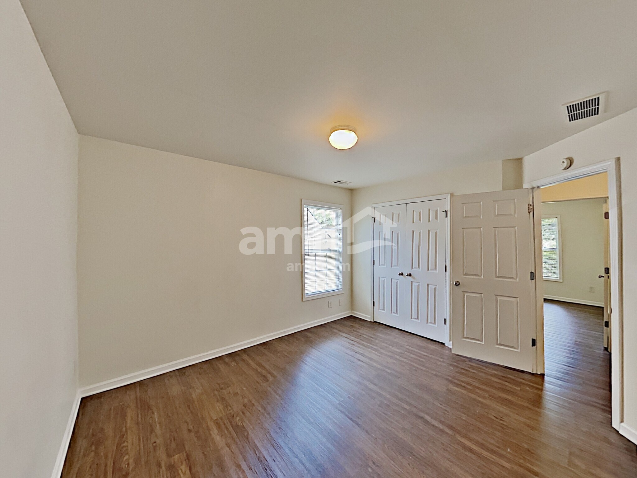 Building Photo - 383 Vine Mountain Way