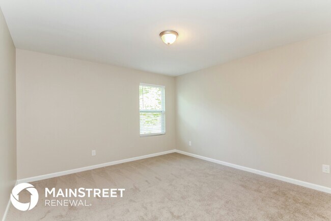 Building Photo - 4211 Pegwell Ave