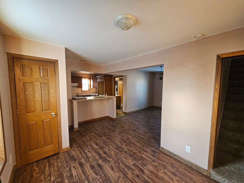 Building Photo - 314 Lincoln St