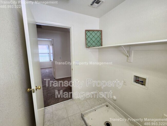 Building Photo - 5854 E Harmony Ave