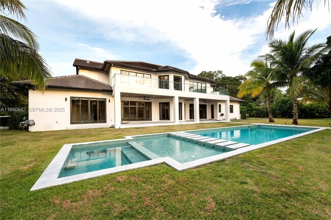 Building Photo - 11200 SW 60th Ave