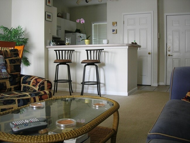 Building Photo - 571 Water St