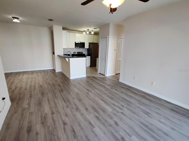 Building Photo - 2651 Maitland Crossing Way