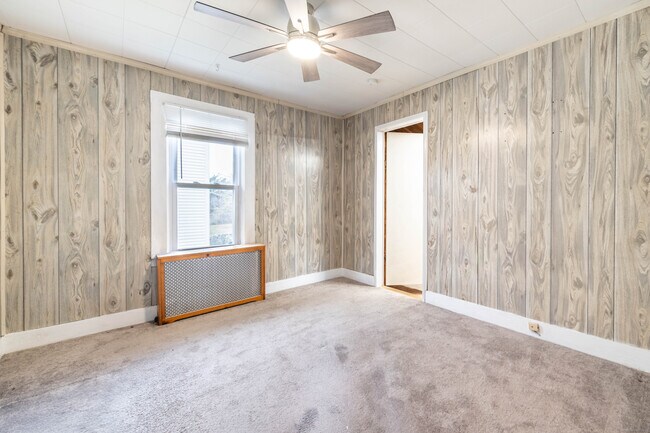 Building Photo - 54 Mowry Ave