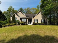 Building Photo - 633 Forest Pine Dr