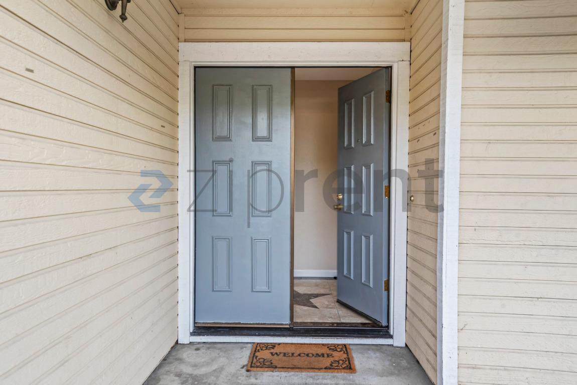 Building Photo - 5968 Show Terrace