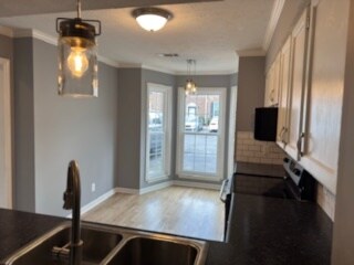 Building Photo - 456 Claircrest Dr