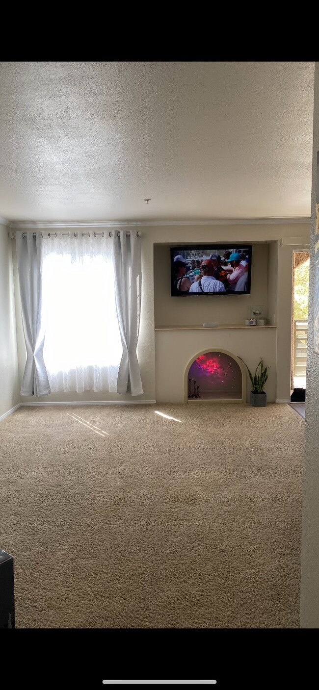 Living Room - 2100 Jetty Rock Dr