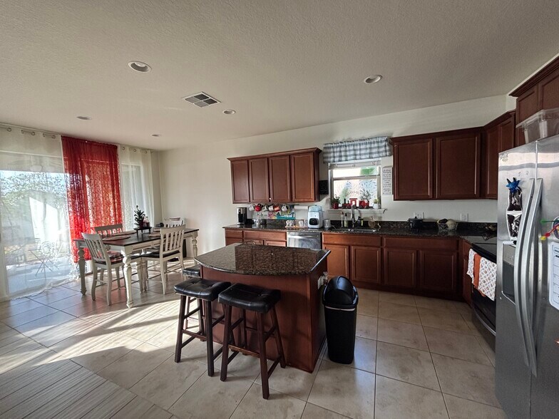 Primary Photo - 687 Petal Mist Ln