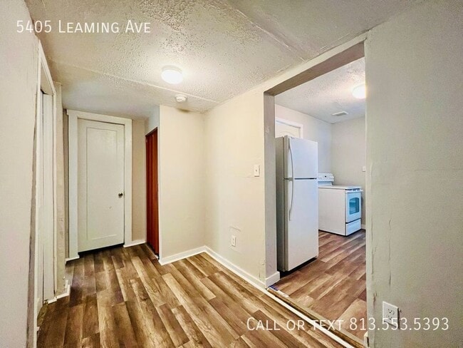 Building Photo - 5405 Leaming Ave