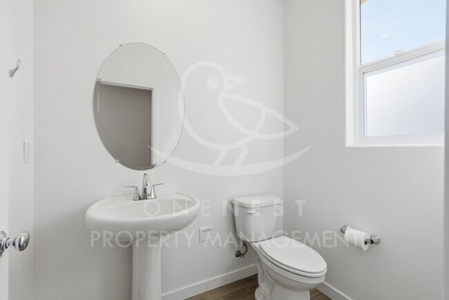 Building Photo - Modern Living at Its Finest: Brand New Twelve Bridges Home