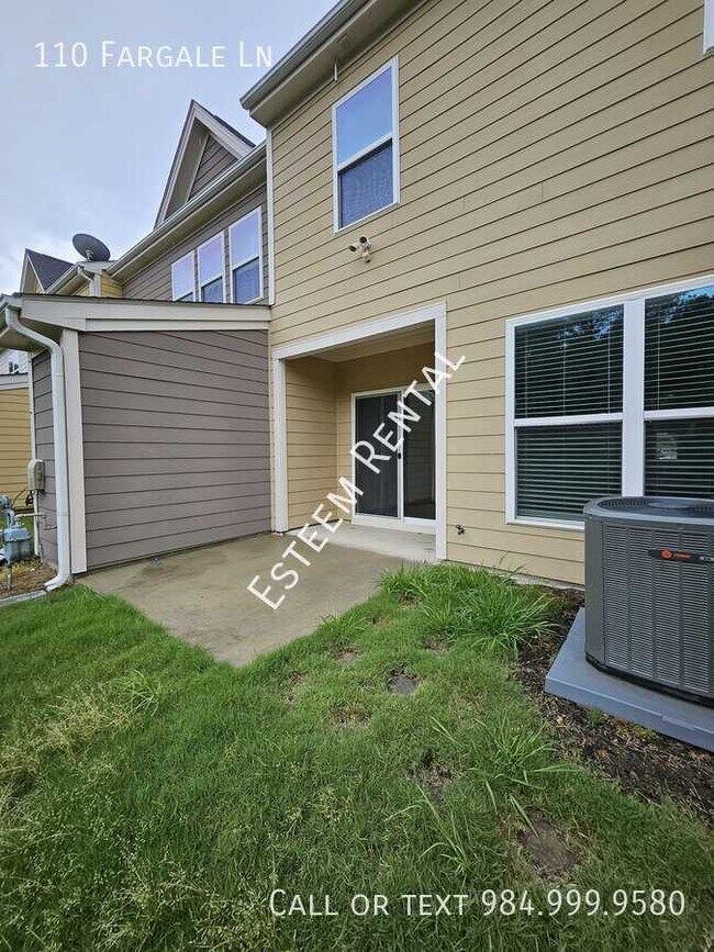 Building Photo - 110 Fargale Ln