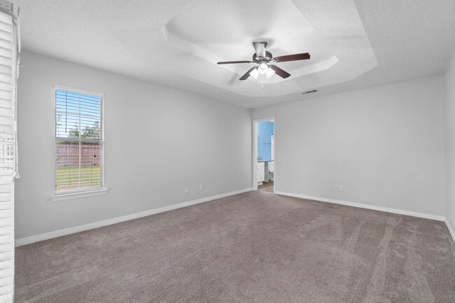 Building Photo - 1124 Bridlewood Path