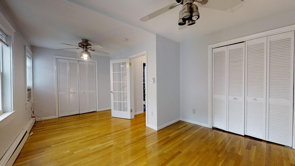 Building Photo - 159 W 7th St