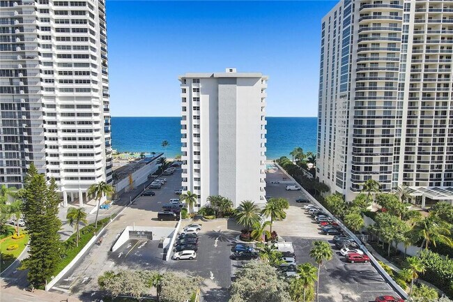 Building Photo - 4250 Galt Ocean Dr