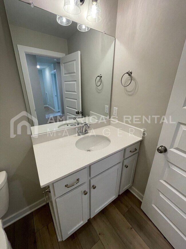 Building Photo - Home for Rent in Cullman, AL!! Available to View with 48 Hours Notice!
