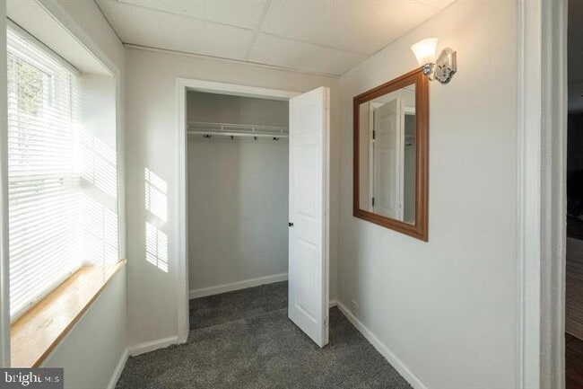 Building Photo - 607 West Lawn Ave