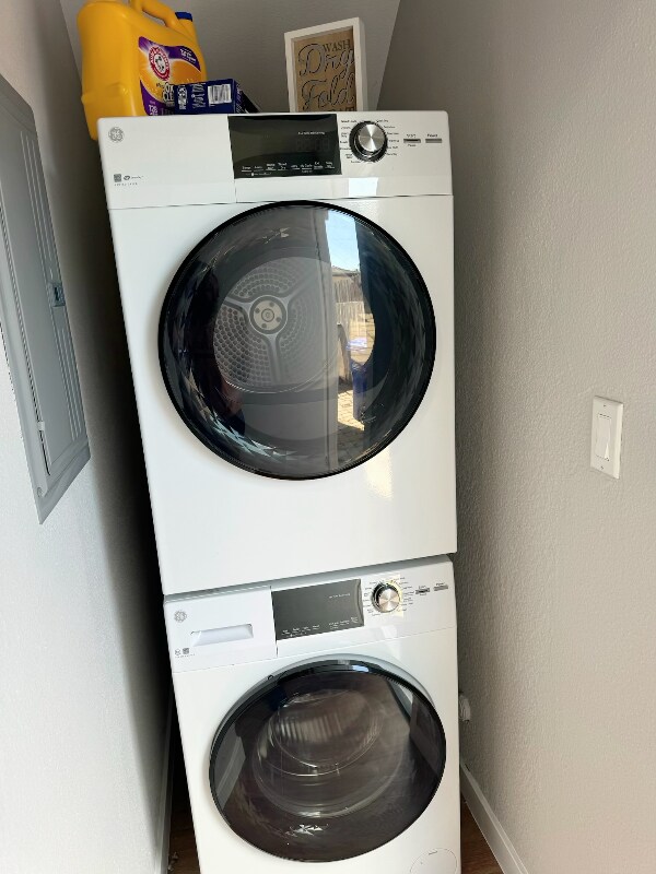 Building Photo - 532 Cesar E Chavez Pky